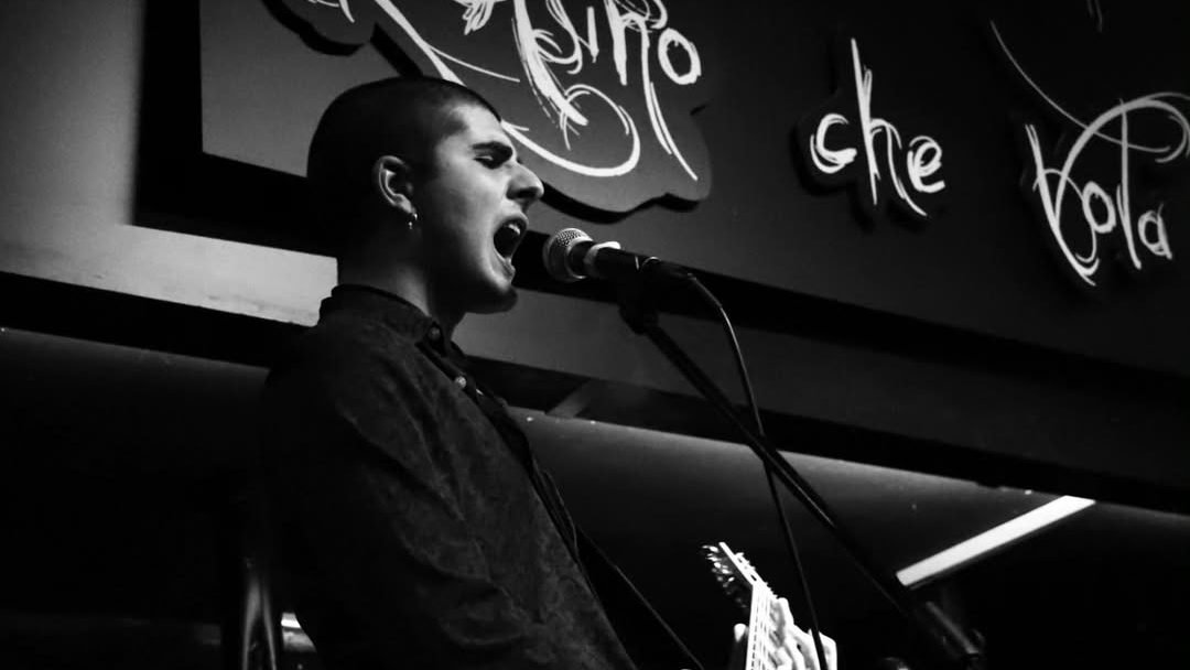 6 marzo 2024@lasinochevola x @gofunkopenmic ...📷@cendr0 @emilie.mic #musicaitalia #rockband (2)