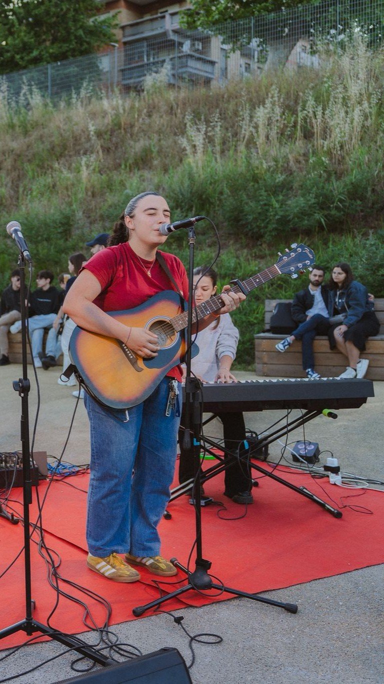 eqpag2ay6hip 84211763 c6c1 46ac 8ed8 4660585d49e3